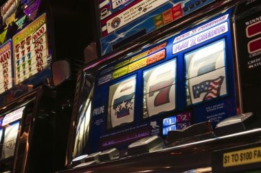 koinnaga88 live-dealer blackjack table streamed on mobile device